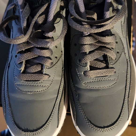 Nike Air Max 90 - Picture 4 of 16